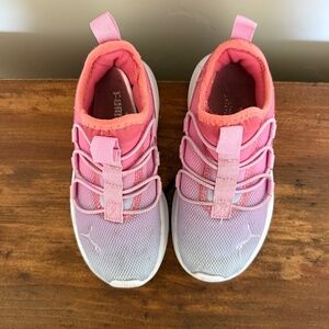 Puma pink slip on tennis shoes